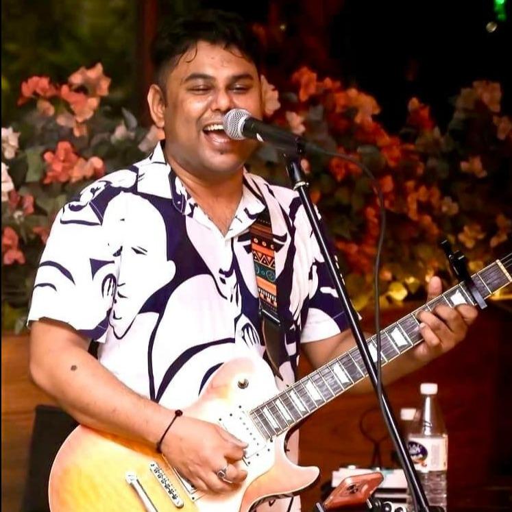 Piyush-The One Man band