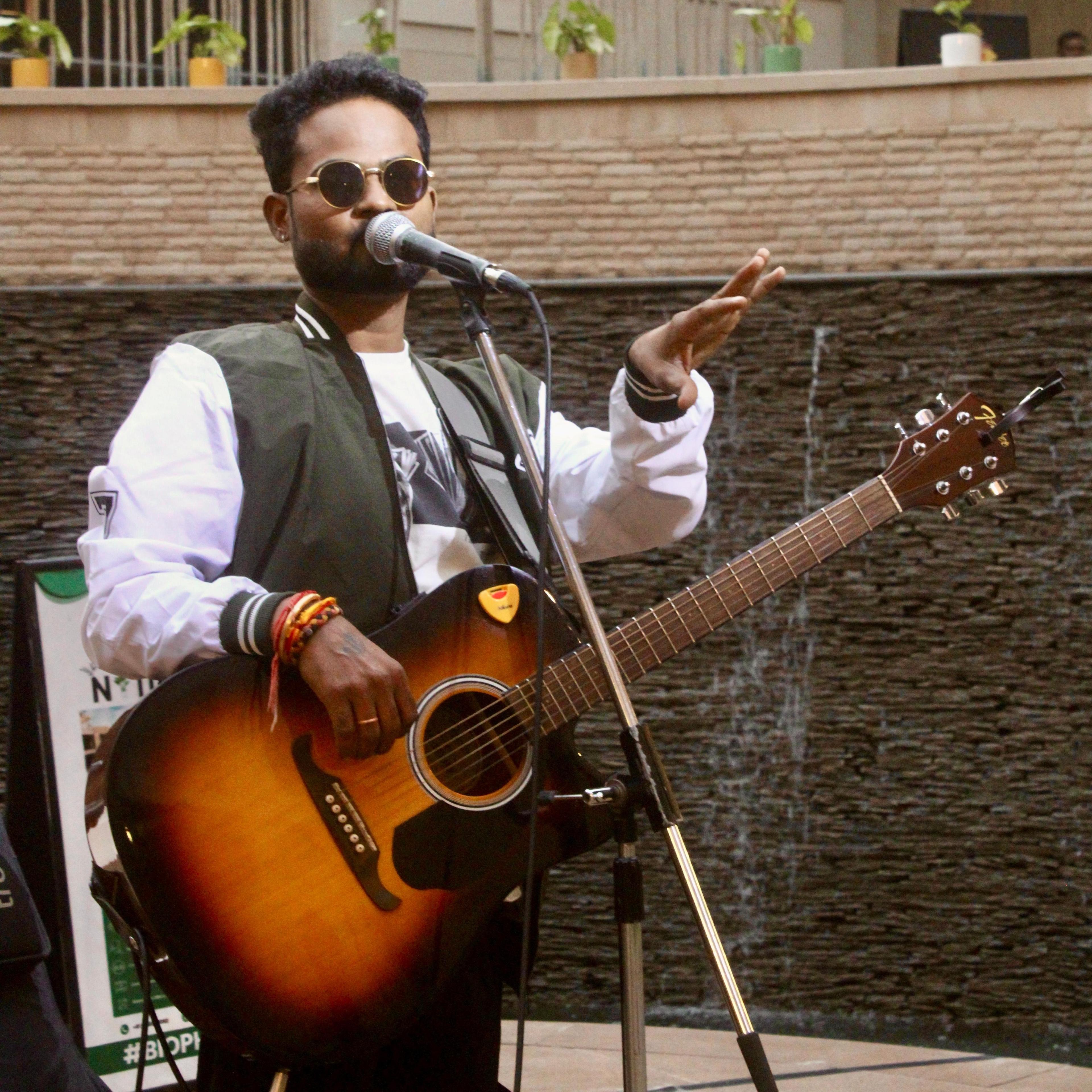 Dilip: Bollywood Maestro