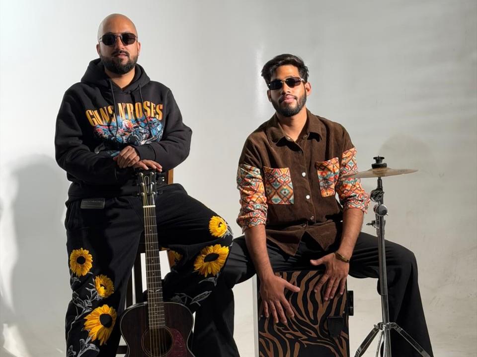 Hitesh : Soulful & Groover
