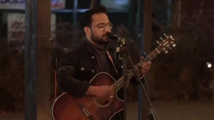 Ashu  live performance