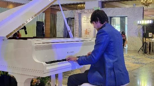 Vimal Shah live performance
