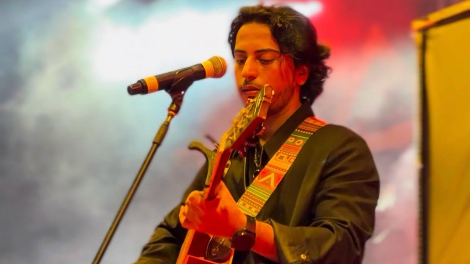 Awez Rehman live performance