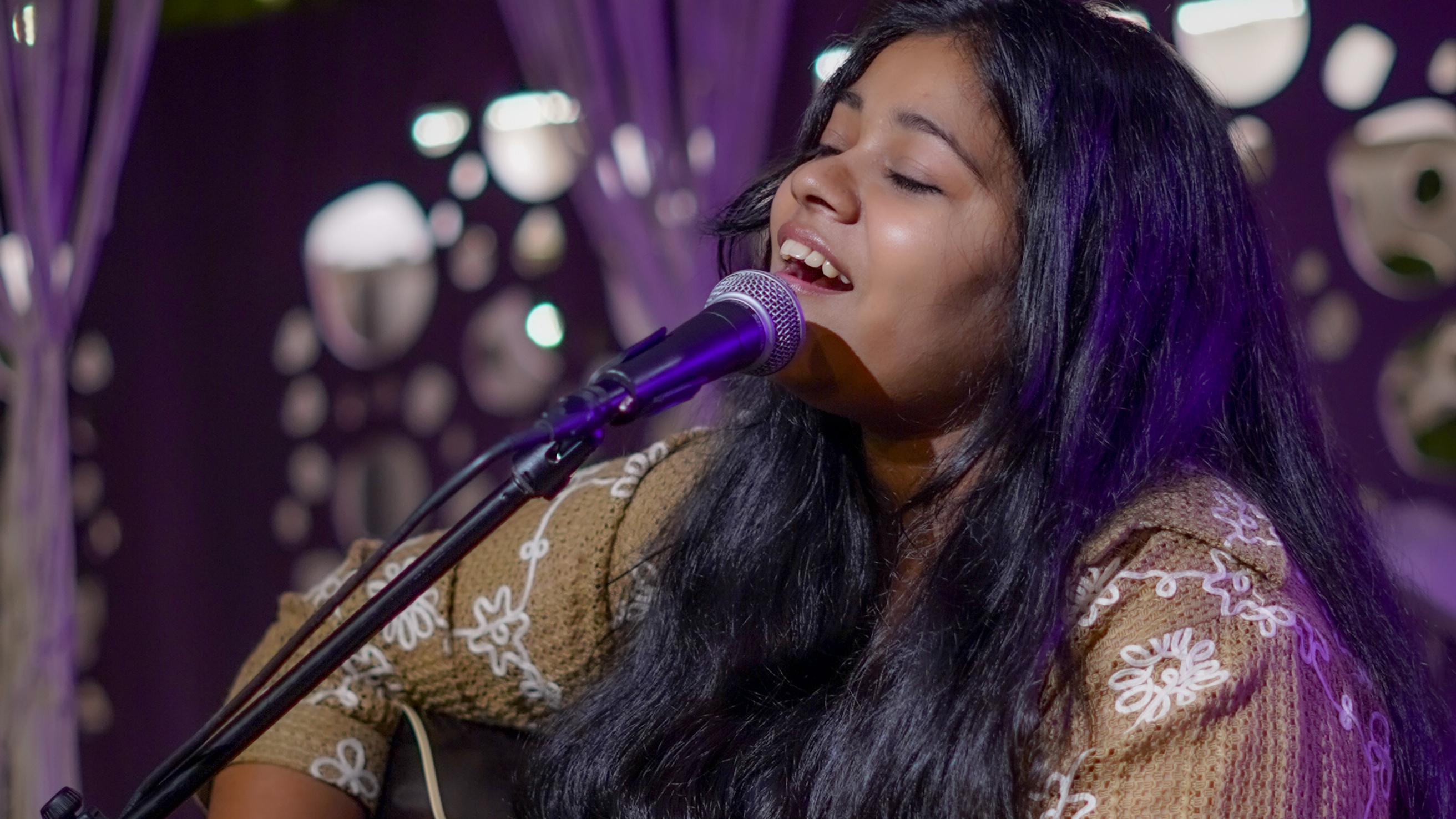 Shrestha raaj live performance