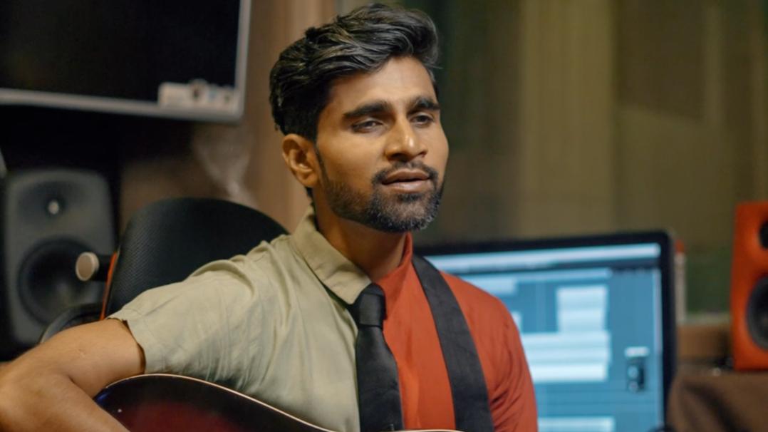 Pavan  live performance