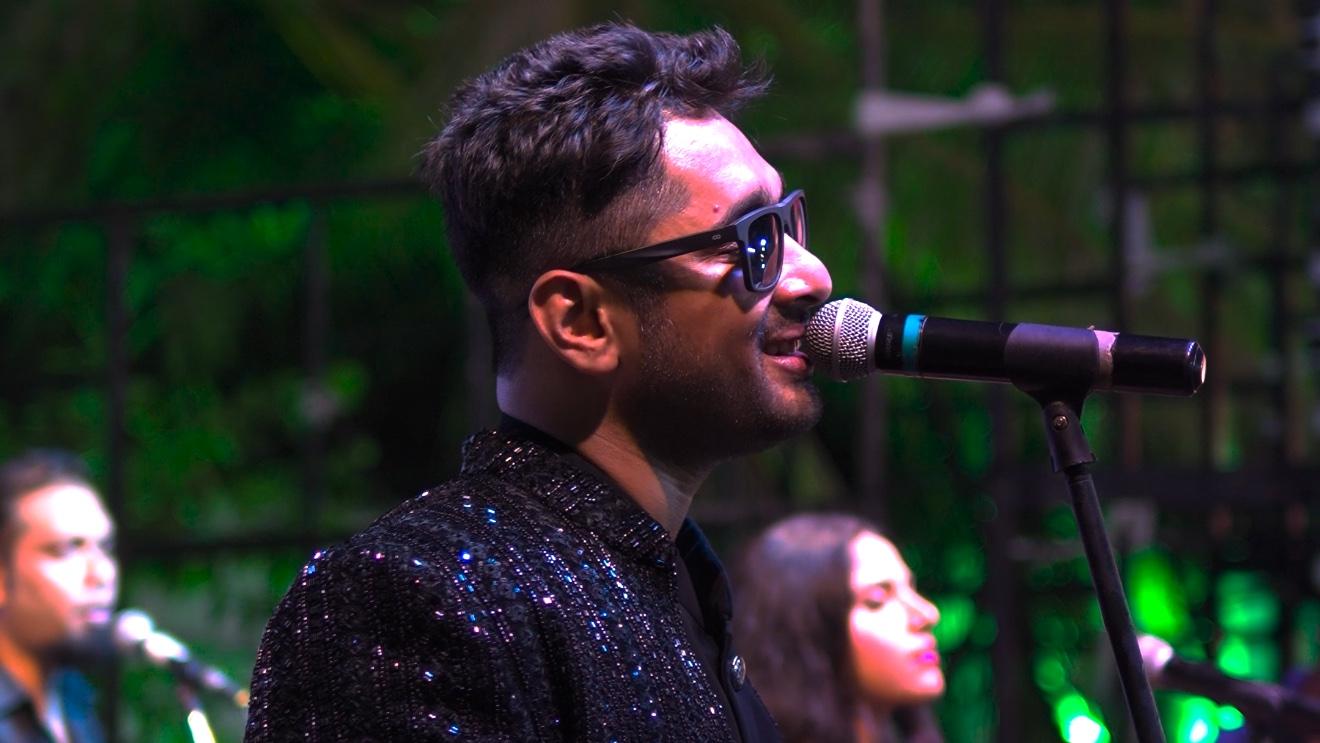 Amol Sawant live live performance