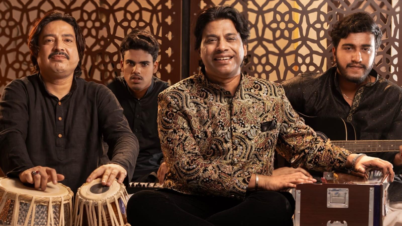 Saleem Raja live performance