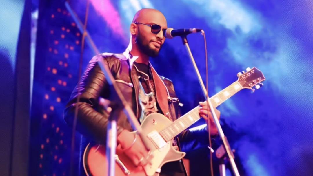 Likhit live performance