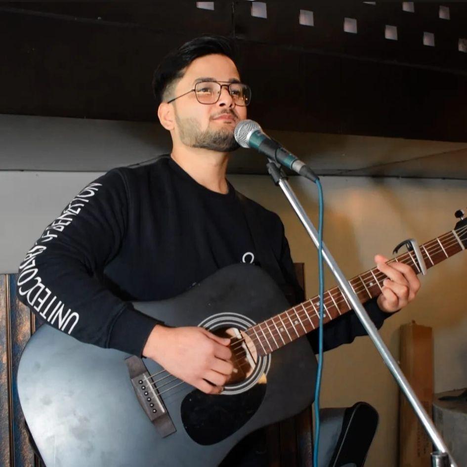 Sagar: The Comforting Voice